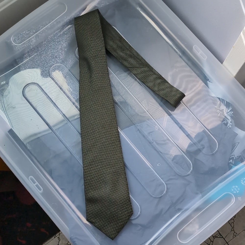 Protocol Tie